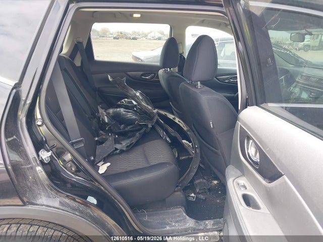 5N1AT2MV0HC756091 Nissan Rogue Sv/sl
