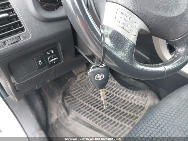 2010 Toyota Corolla მანქანა იყიდება აუქციონზე, vin: 2T1BE4EE7AC036863, აუქციონის ნომერი: 12610537