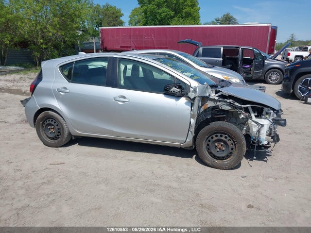 Toyota Prius C Technology 2016 JTDKDTB33G1126671 Image 13
