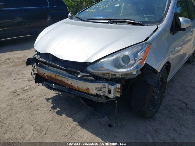 Toyota Prius C Technology 2016 JTDKDTB33G1126671 Image 6