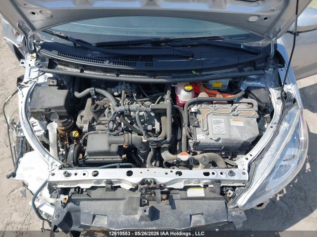 Toyota Prius C Technology 2016 JTDKDTB33G1126671 Image 9