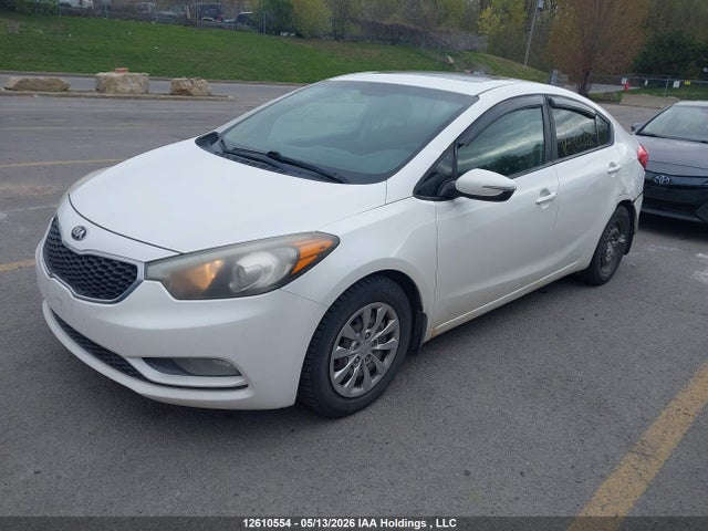 12610554 :رقم المزاد ، KNAFX4A67F5305326 vin ، 2015 Kia Forte مزاد بيع