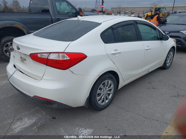 12610554 :رقم المزاد ، KNAFX4A67F5305326 vin ، 2015 Kia Forte مزاد بيع