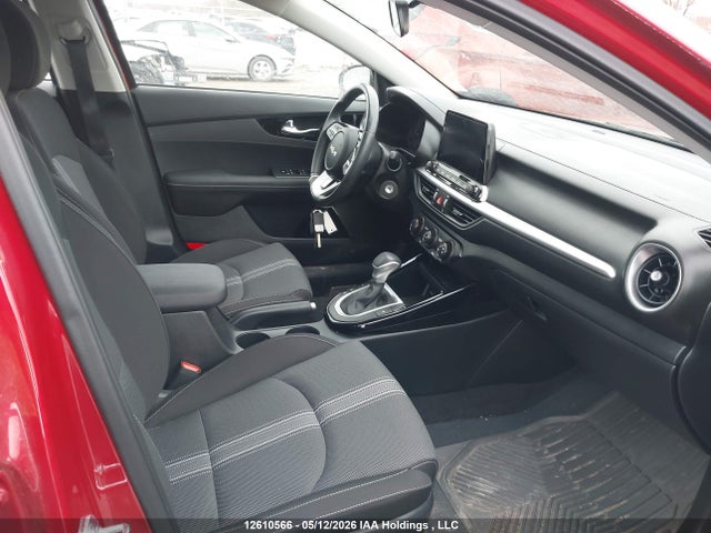 KNAF55AC4P5171894 KIA Forte5 Ex