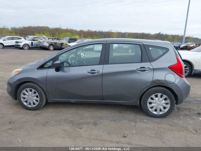 2016 Nissan Versa Note S/s Plus/sv/sl/sr მანქანა იყიდება აუქციონზე, vin: 3N1CE2CP3GL352623, აუქციონის ნომერი: 12610577
