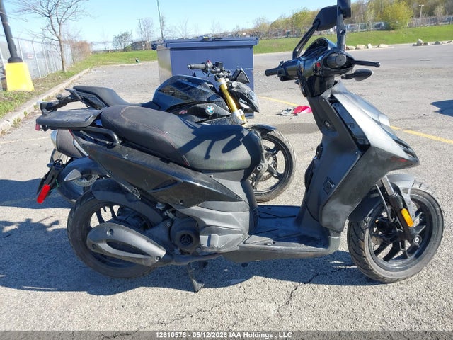 ZD4C506B0P4002989 Aprilia Sr Motard 50