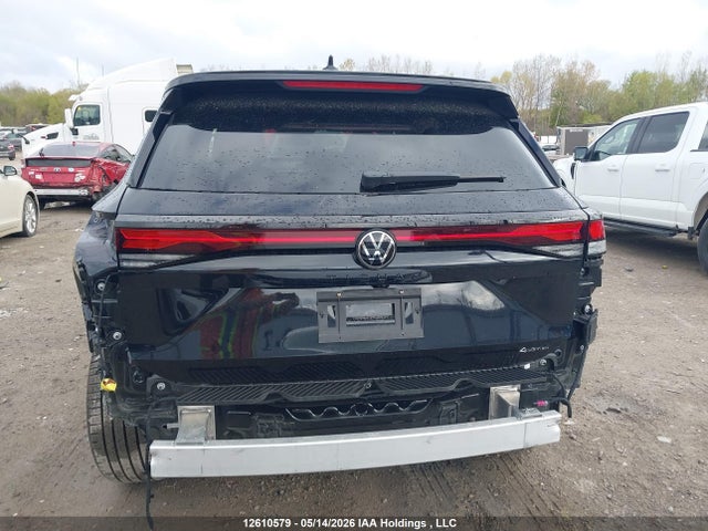2026 Volkswagen Tiguan Comfortline R-line Black Edition 4motion მანქანა იყიდება აუქციონზე, vin: 3VVGR7RM0TM052587, აუქციონის ნომერი: 12610579