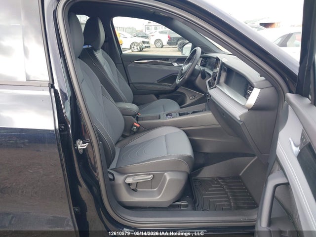 2026 Volkswagen Tiguan Comfortline R-line Black Edition 4motion მანქანა იყიდება აუქციონზე, vin: 3VVGR7RM0TM052587, აუქციონის ნომერი: 12610579