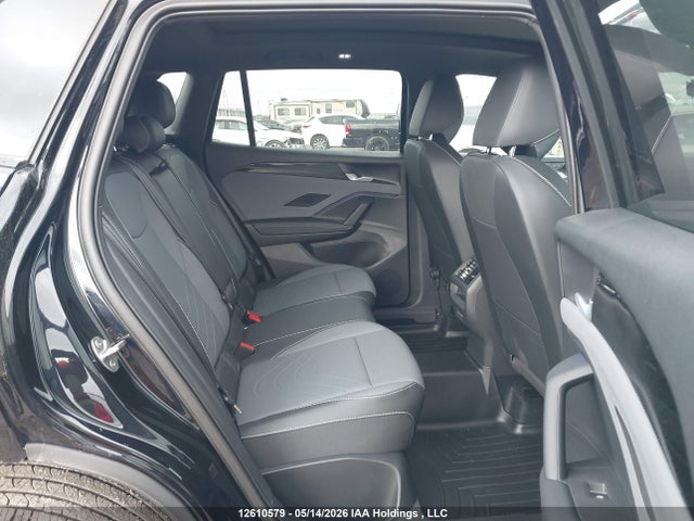 2026 Volkswagen Tiguan Comfortline R-line Black Edition 4motion მანქანა იყიდება აუქციონზე, vin: 3VVGR7RM0TM052587, აუქციონის ნომერი: 12610579