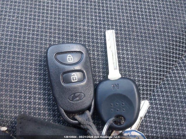 2013 Hyundai Accent Gls/gs მანქანა იყიდება აუქციონზე, vin: KMHCT5AEXDU126209, აუქციონის ნომერი: 12610584