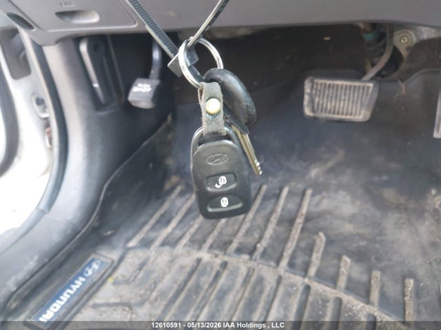 Продажа на аукционе авто 2012 Hyundai Santa Fe, vin: 5XYZGDAG2CG104798, номер лота: 12610591