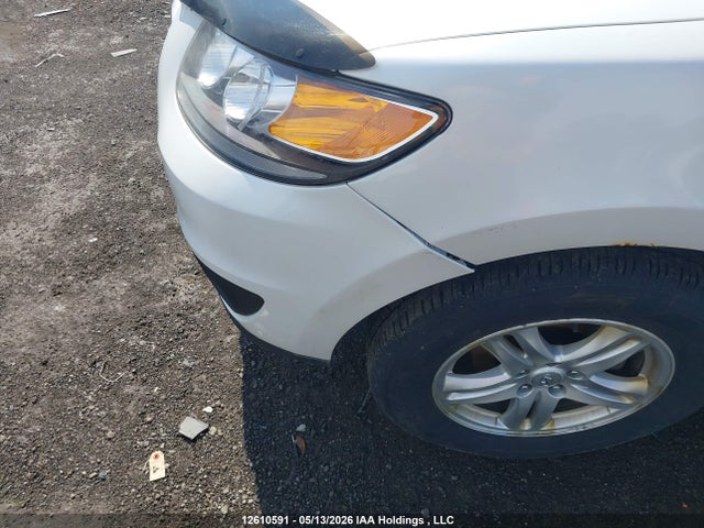 Продажа на аукционе авто 2012 Hyundai Santa Fe, vin: 5XYZGDAG2CG104798, номер лота: 12610591