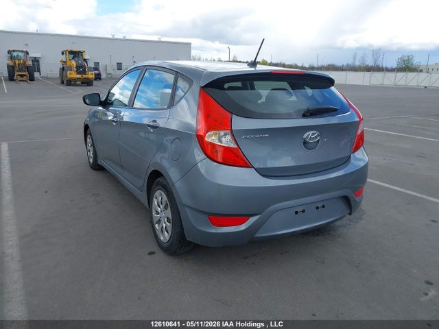 Hyundai ACCENT GL 2017 KMHCT5AE0HU367993 Image 3