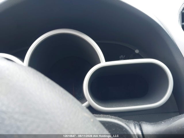 12610647 :رقم المزاد ، 2T1KU4EEXAC453901 vin ، 2010 Toyota Matrix مزاد بيع
