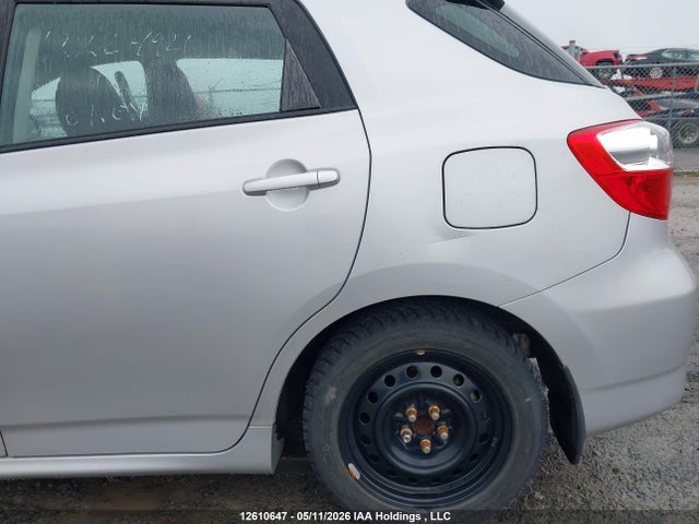 12610647 :رقم المزاد ، 2T1KU4EEXAC453901 vin ، 2010 Toyota Matrix مزاد بيع