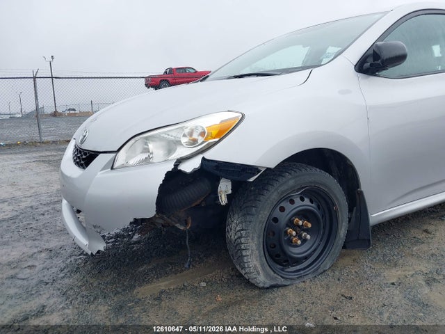 12610647 :رقم المزاد ، 2T1KU4EEXAC453901 vin ، 2010 Toyota Matrix مزاد بيع
