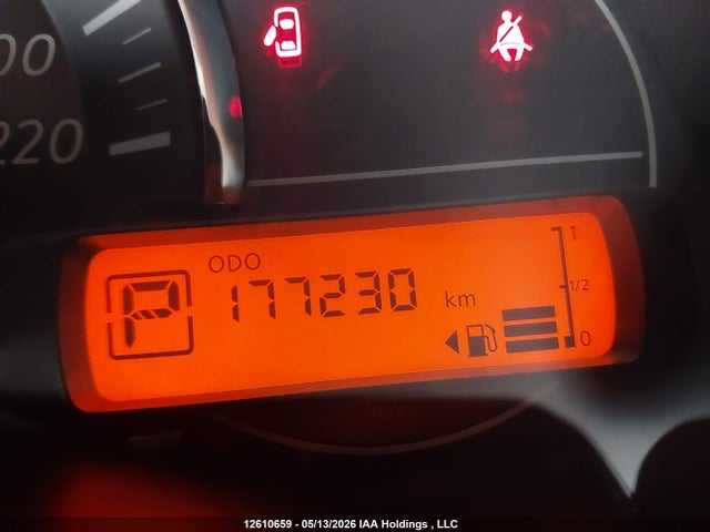 Nissan Micra 2015 3N1CK3CP4FL221553 Image 14