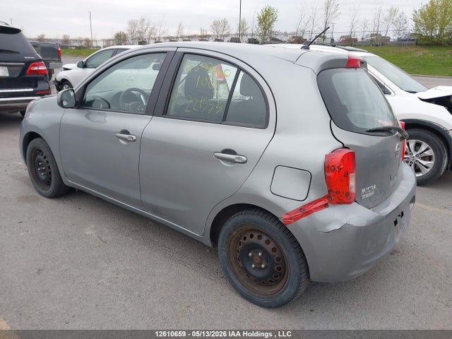 Nissan Micra 2015 3N1CK3CP4FL221553 Image 3