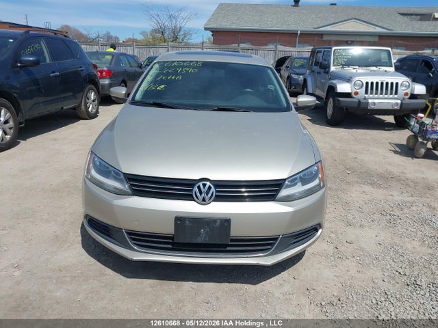 3VWD07AJ5EM229390 Volkswagen Jetta 1.8 Tsi Comfortline