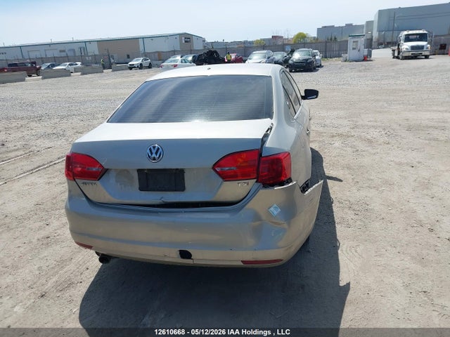 3VWD07AJ5EM229390 Volkswagen Jetta 1.8 Tsi Comfortline