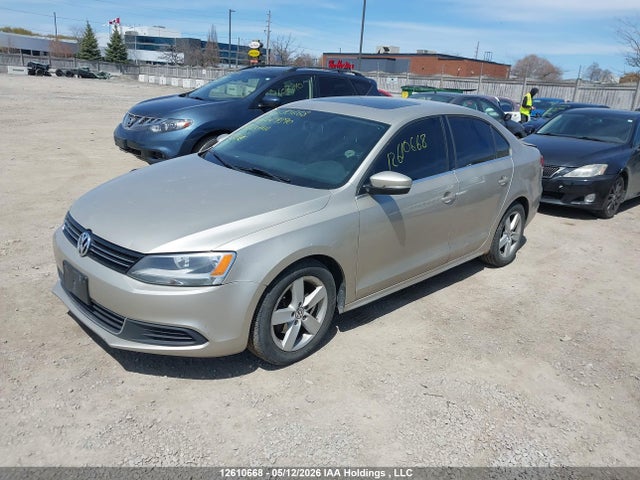 3VWD07AJ5EM229390 Volkswagen Jetta 1.8 Tsi Comfortline