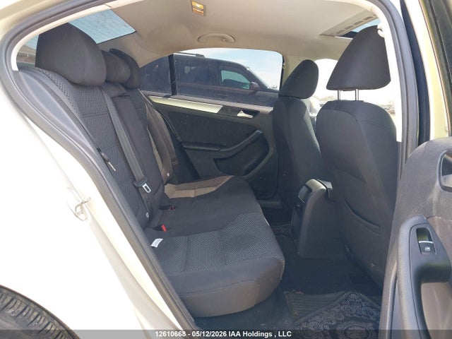 3VWD07AJ5EM229390 Volkswagen Jetta 1.8 Tsi Comfortline