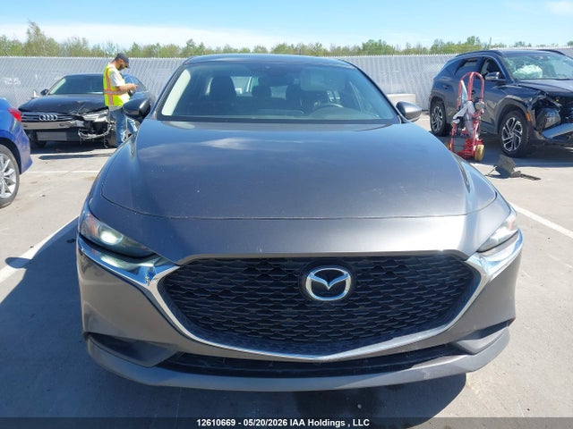 JM1BPAB70L1174945 Mazda 3