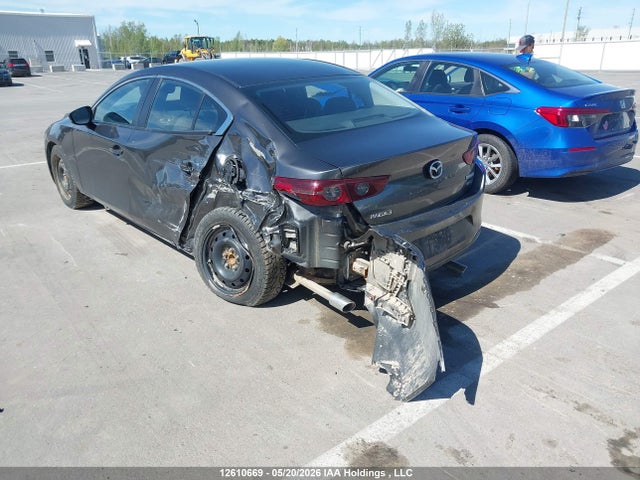 JM1BPAB70L1174945 Mazda 3