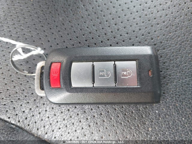Mitsubishi Outlander 2018 JA4JZ3AX0JZ604176 Image 11