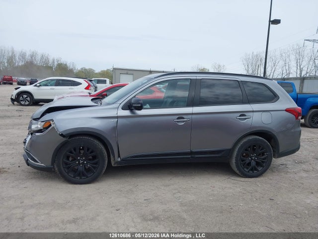 JA4JZ3AX0JZ604176 Mitsubishi Outlander