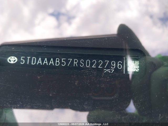 Продаж на аукціоні авто 2024 Toyota Grand Highlander Xle, vin: 5TDAAAB57RS022796, номер лоту: 12608223