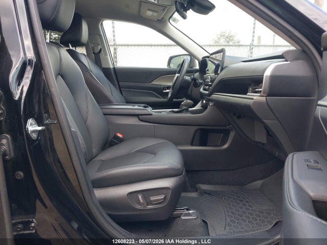 Продаж на аукціоні авто 2024 Toyota Grand Highlander Xle, vin: 5TDAAAB57RS022796, номер лоту: 12608223