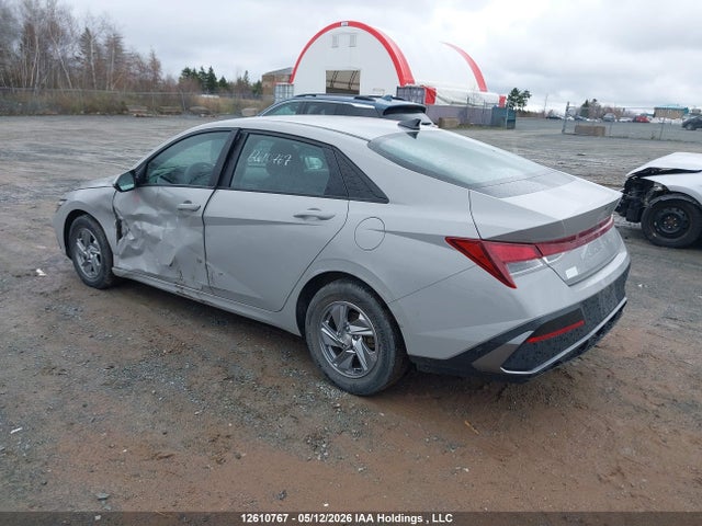 KMHLM4DGXRU714722 Hyundai Elantra Essential