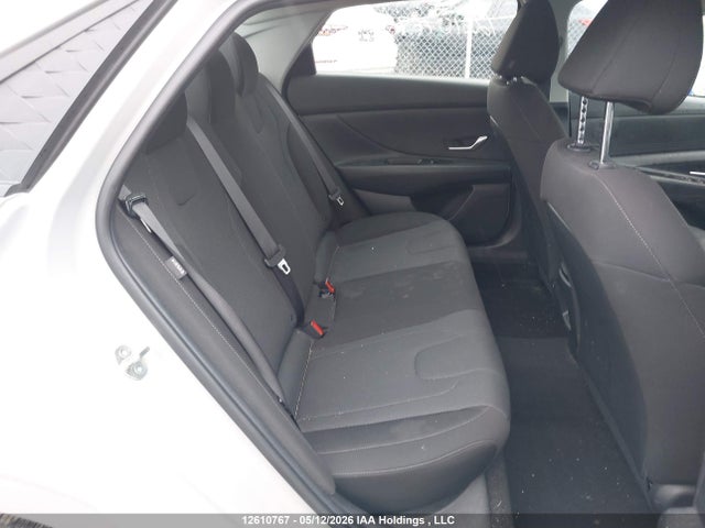 KMHLM4DGXRU714722 Hyundai Elantra Essential