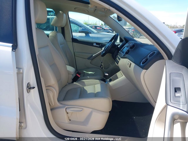 12610826 :رقم المزاد ، WVGBV7AX4AW510716 vin ، 2010 Volkswagen Tiguan مزاد بيع