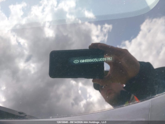 12610840 :رقم المزاد ، KMHRB8A35LU039782 vin ، 2020 Hyundai Venue Se مزاد بيع