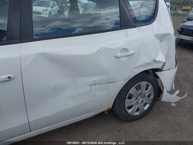 2011 Hyundai Elantra მანქანა იყიდება აუქციონზე, vin: KMHDB8BE9BU093286, აუქციონის ნომერი: 12610853
