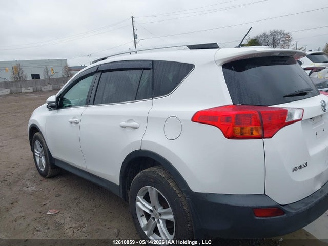 2T3ZFREV7FW223896 Toyota RAV4