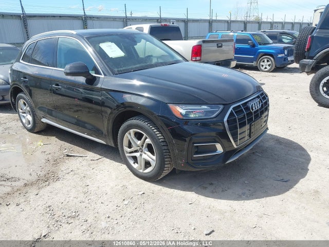 WA1AAAFY8M2098977 Audi Q5 45 Komfort