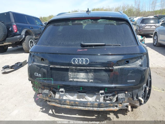 WA1AAAFY8M2098977 Audi Q5 45 Komfort