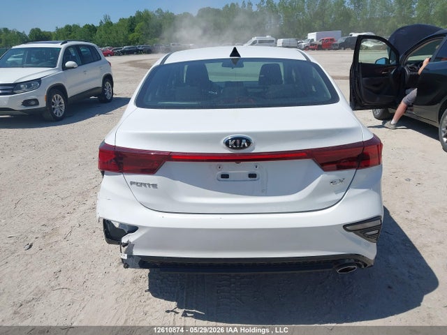 2021 Kia Forte Ex/ex Premium/ex+ მანქანა იყიდება აუქციონზე, vin: 3KPF54AD6ME278709, აუქციონის ნომერი: 12610874