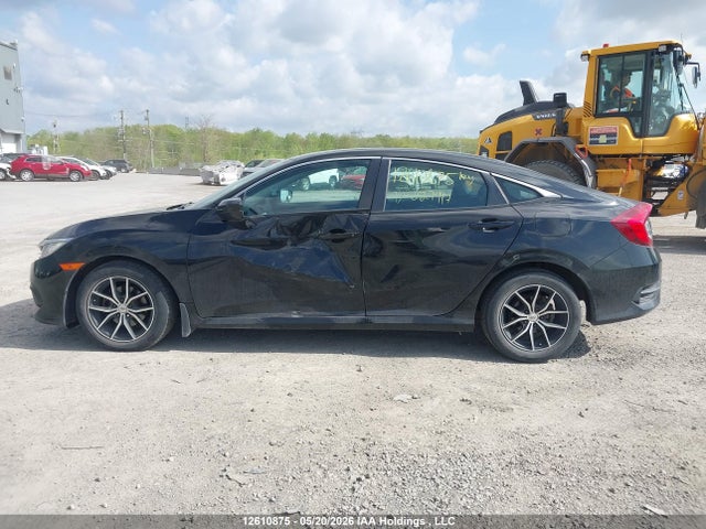 2017 Honda Civic Lx მანქანა იყიდება აუქციონზე, vin: 2HGFC2F50HH027417, აუქციონის ნომერი: 12610875