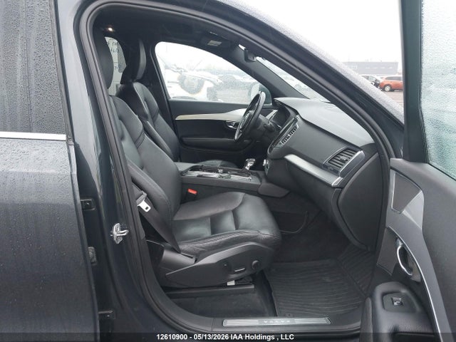 YV4A22PK8K1488688 Volvo Xc90 T6 Momentum
