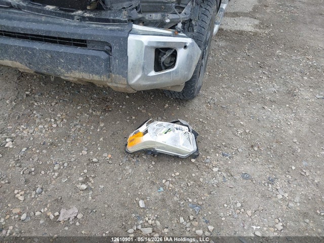 5TFHY5F15FX422676 Toyota Tundra Crewmax Limited
