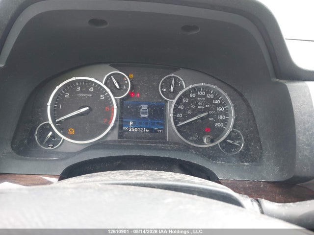 5TFHY5F15FX422676 Toyota Tundra Crewmax Limited