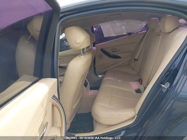 BMW 320i Xdrive 2016 WBA8E5G50GNU19771 Image 8