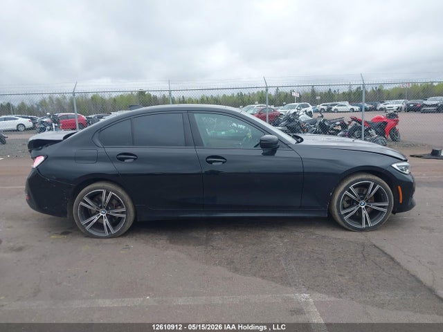 12610912 :رقم المزاد ، 3MW5R7J07N8C28896 vin ، 2022 Bmw 330i Xdrive مزاد بيع