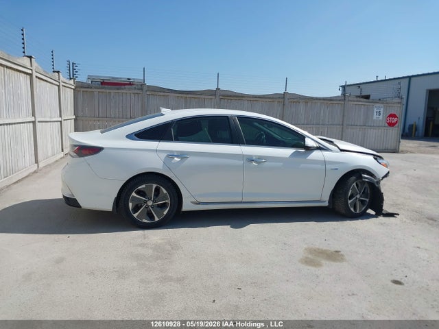 2019 Hyundai Sonata Hybrid Hybrid მანქანა იყიდება აუქციონზე, vin: KMHE54L24KA091262, აუქციონის ნომერი: 12610928