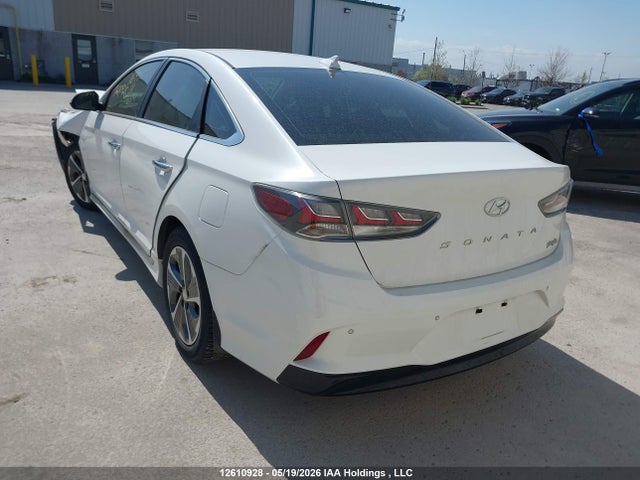 2019 Hyundai Sonata Hybrid Hybrid მანქანა იყიდება აუქციონზე, vin: KMHE54L24KA091262, აუქციონის ნომერი: 12610928