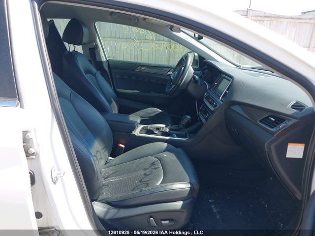 2019 Hyundai Sonata Hybrid Hybrid მანქანა იყიდება აუქციონზე, vin: KMHE54L24KA091262, აუქციონის ნომერი: 12610928